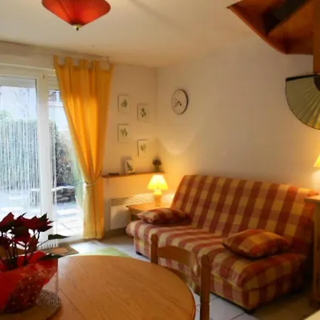 Pic De Lia - 6 Personnes Au Centre Du Village Mae-6164 Apartment *